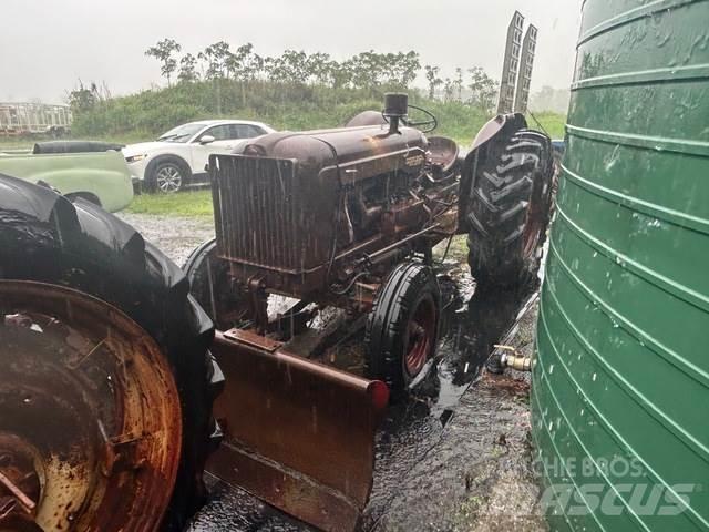 Fordson Major Utilaje construcții - Altele