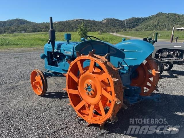 Fordson Major Utilaje construcții - Altele
