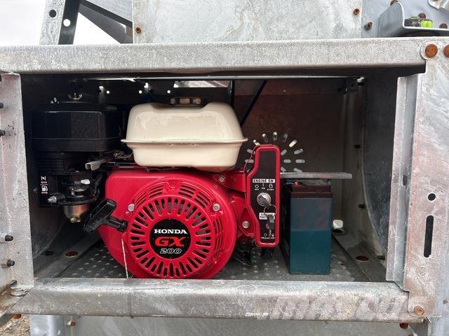  Forge Mite Cernuitoare