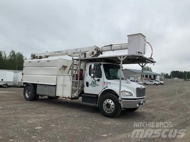 Freightliner  Platforme aeriene montate pe camion