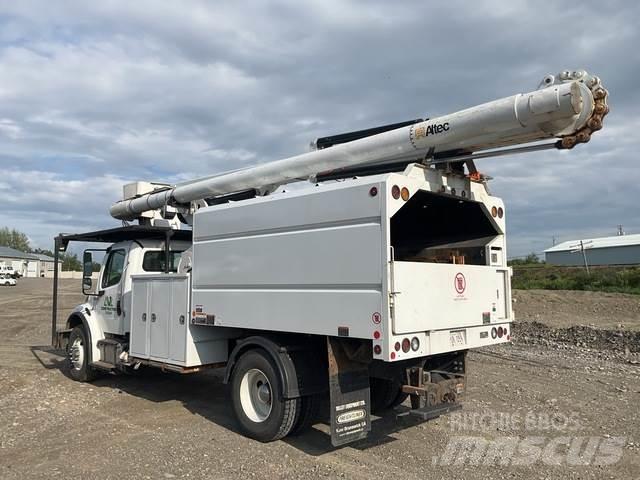 Freightliner  Platforme aeriene montate pe camion