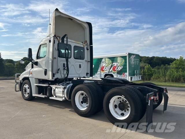 Freightliner  Autotractoare