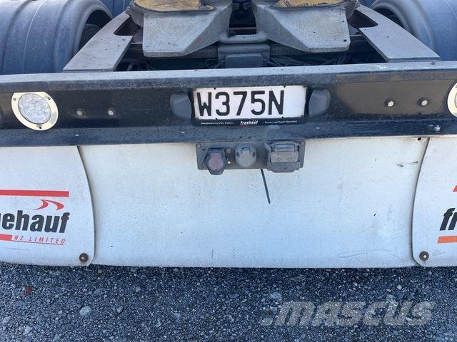 Fruehauf  Remorca cu prelata
