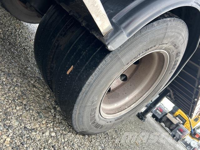 Fruehauf FBC Remorca cu prelata