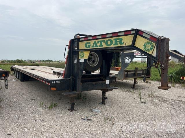  Gatormade Remorci transport vehicule