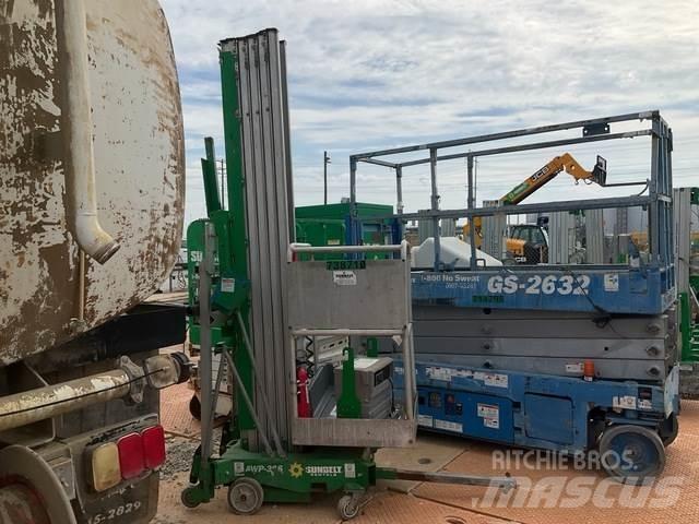 Genie AWP-36S Ascensoare verticale catarg
