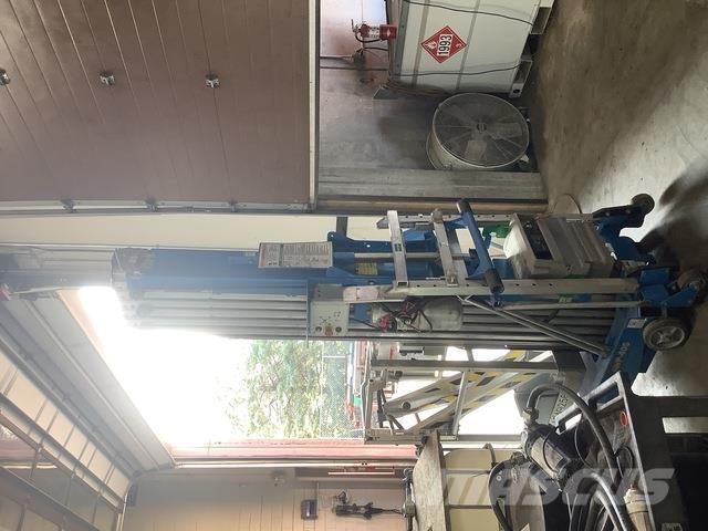 Genie AWP-40S Ascensoare verticale catarg