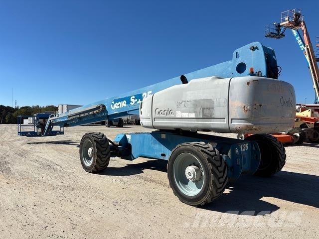 Genie S-125 Nacele cu brat telescopic