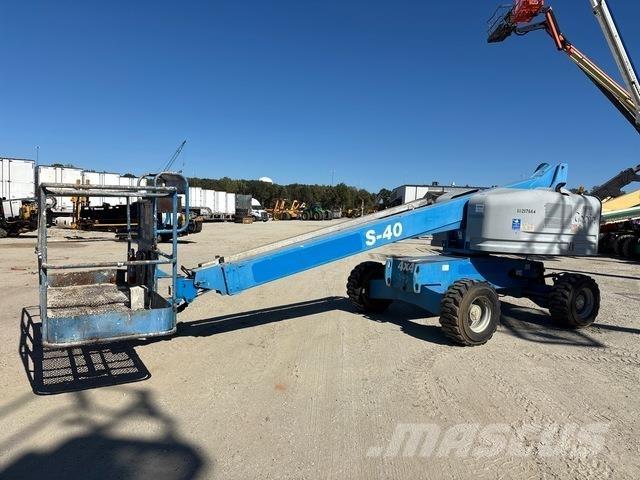 Genie S-40 Nacele cu brat telescopic