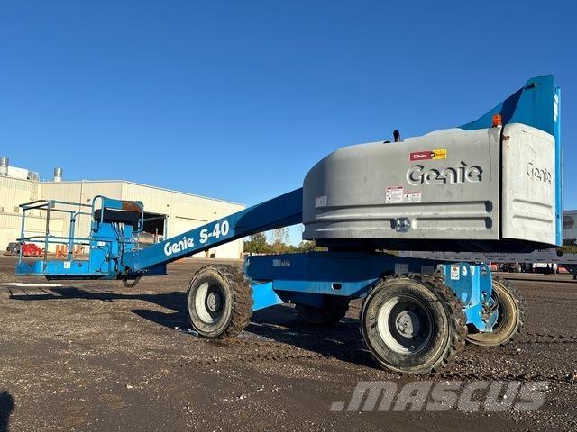 Genie S-40 Nacele cu brat telescopic