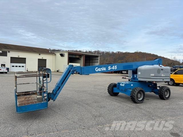 Genie S-45 Nacele cu brat telescopic