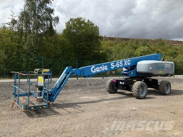 Genie S-65XC Nacele cu brat telescopic