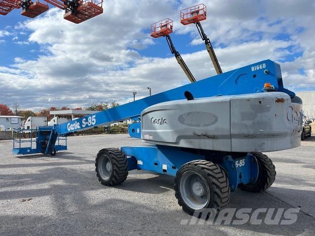 Genie S-85 Nacele cu brat telescopic