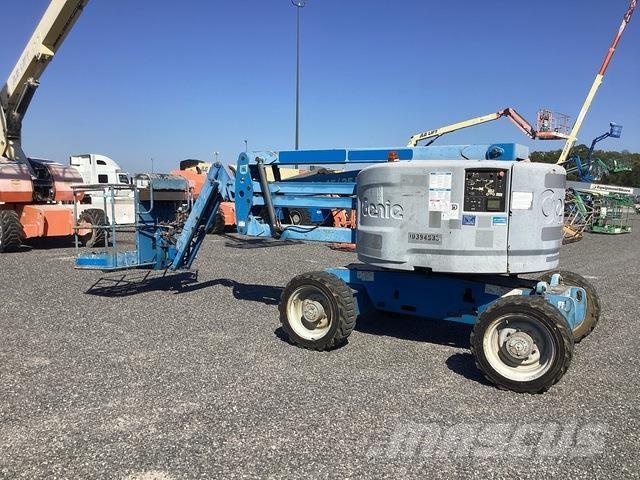 Genie Z-45/25J Nacele cu brat articulat