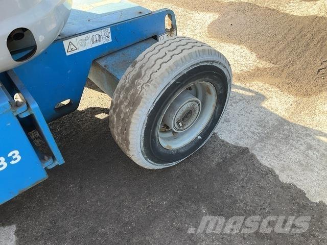 Genie Z45/25J Nacele cu brat articulat