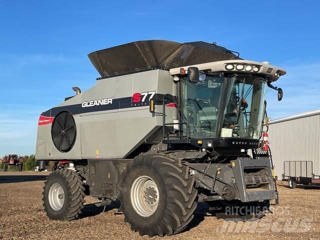 Gleaner S77 Combine de secerat