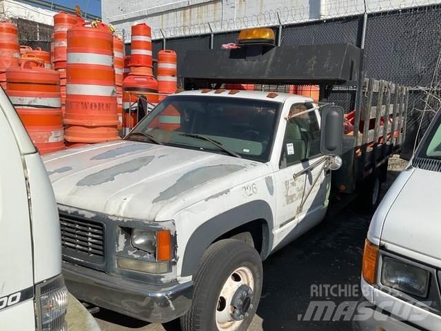 GMC 3500 Camioane platforma/prelata