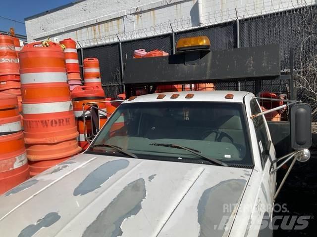 GMC 3500 Camioane platforma/prelata