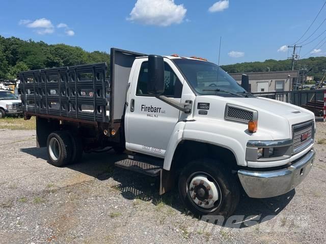 GMC C5500 Camioane platforma/prelata