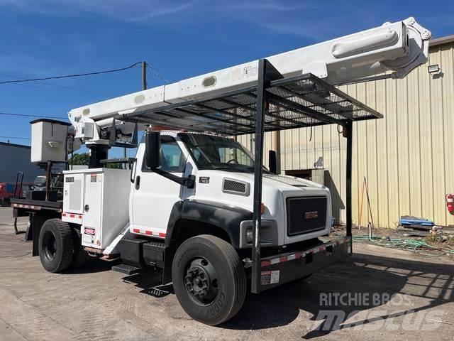 GMC C7500 Platforme aeriene montate pe camion