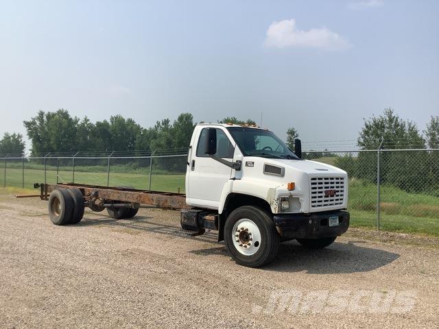 GMC C7500 Cabine si interior