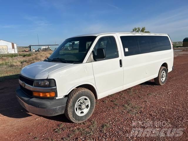 GMC Express Masini