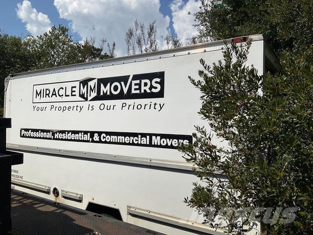 GMC Savana Autocamioane