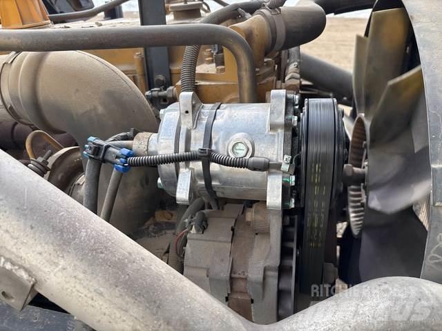 GMC T7500 Utilaje construcții - Altele