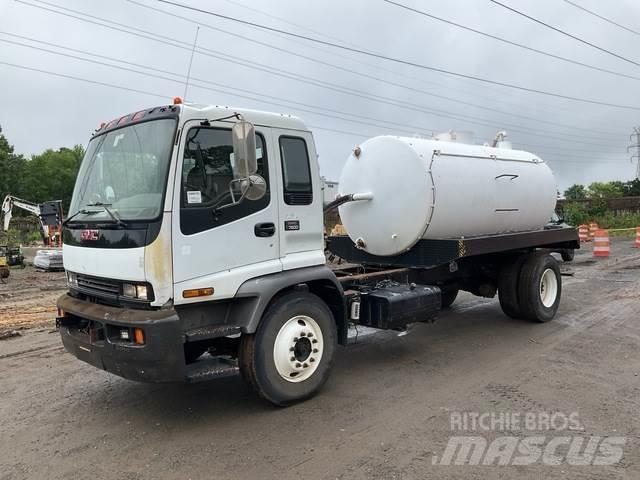 GMC T7500 Cisterne
