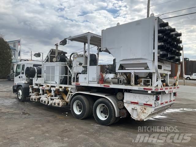 GMC T8500 Municipal/vehicul cu uz general