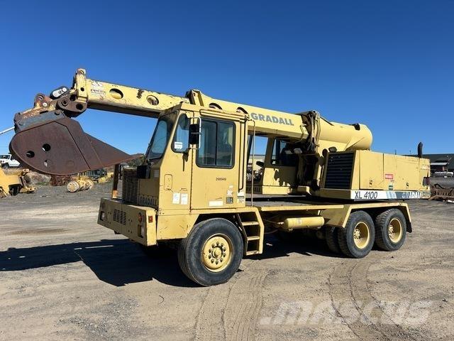 Gradall XL4100 Excavatoare cu roti