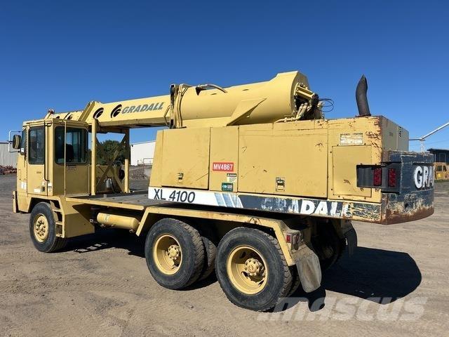 Gradall XL4100 Excavatoare cu roti