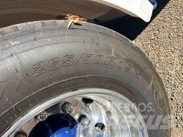 Haulmark  Remorci cadru de containere