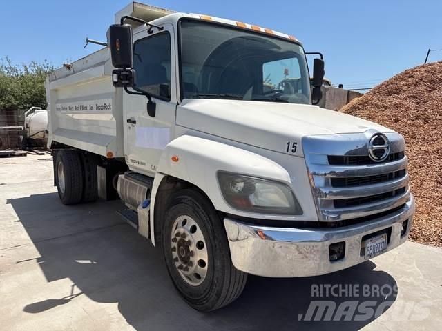 Hino  Autobasculanta