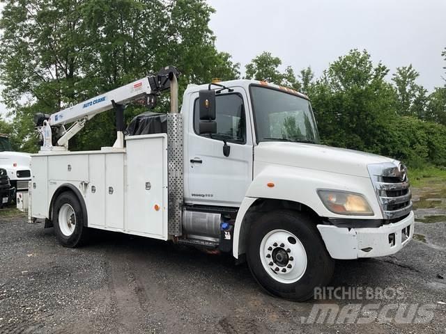 Hino 338 Municipal/vehicul cu uz general