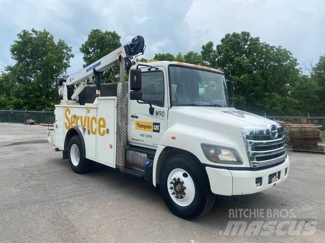 Hino 338 Municipal/vehicul cu uz general