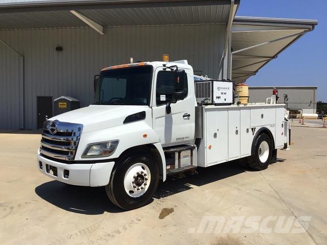 Hino 338 Municipal/vehicul cu uz general