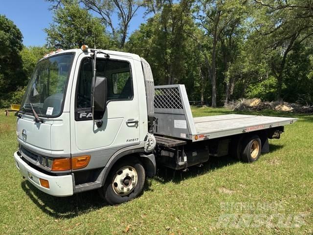Hino FA1517 Vehicule de recuperare