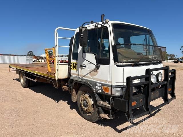Hino GD1J Camioane platforma/prelata