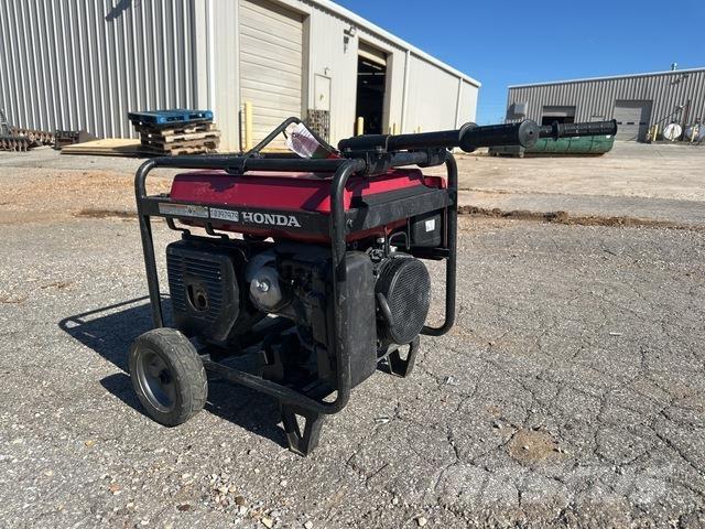 Honda EB 5000X Generatoare Diesel