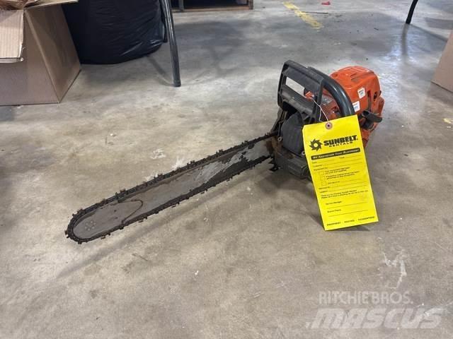 Husqvarna 555 Utilaje construcții - Altele
