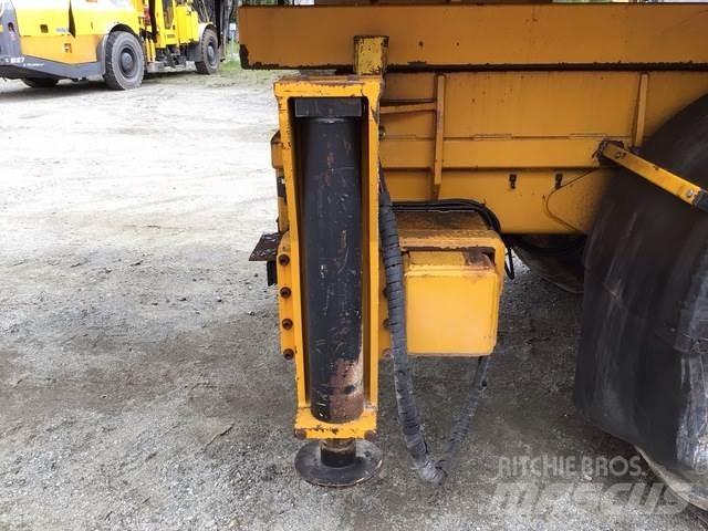 Hydrema 912 Platforme aeriene montate pe camion