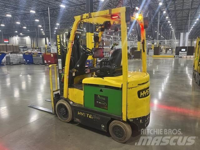 Hyster E50XN Stivuitor electric