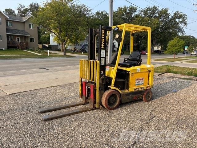 Hyster E60Z Stivuitor electric