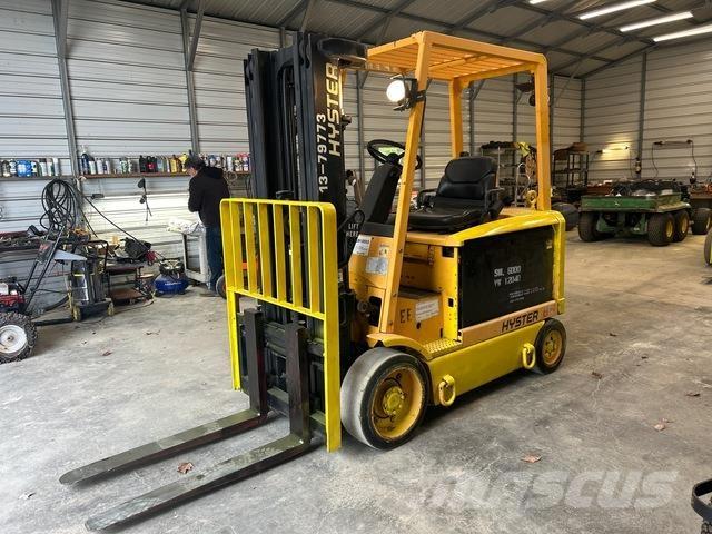 Hyster E65Z-40 Stivuitor electric