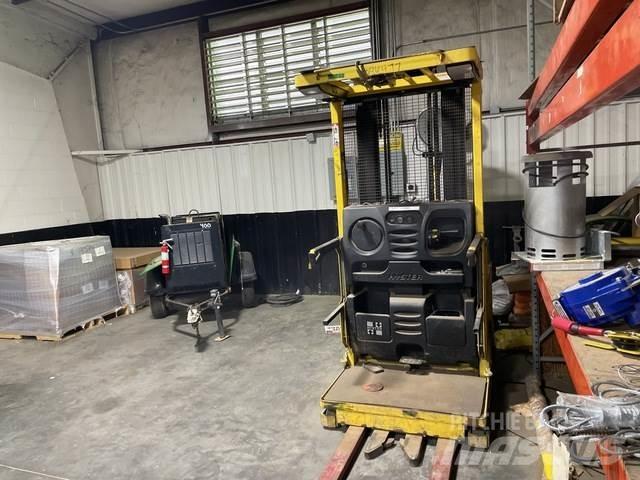 Hyster R30XMS Stivuitor electric