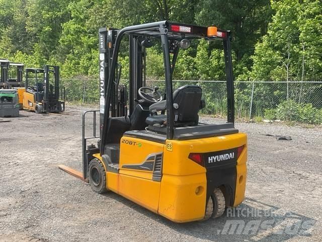 Hyundai 20BT-9 Stivuitor electric