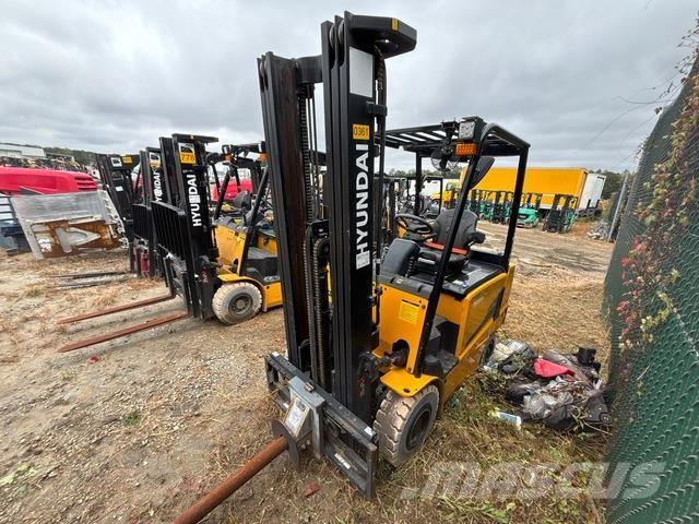 Hyundai 25B-9U Stivuitor electric