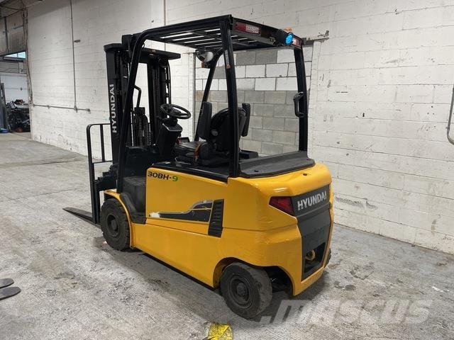 Hyundai 30BH-9 Stivuitor electric