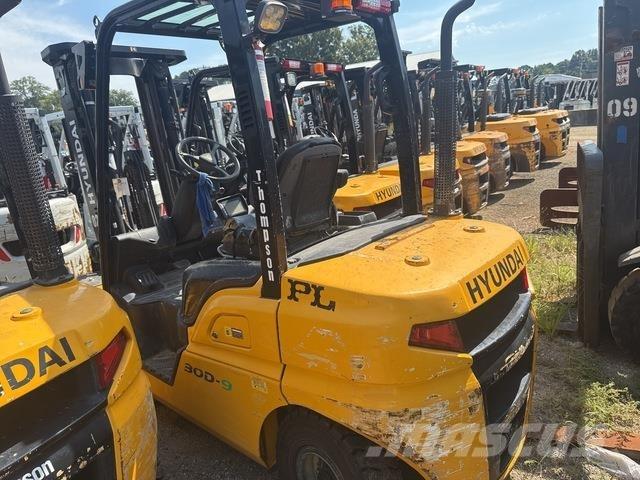 Hyundai 30D-9 Strivuitoare-altele